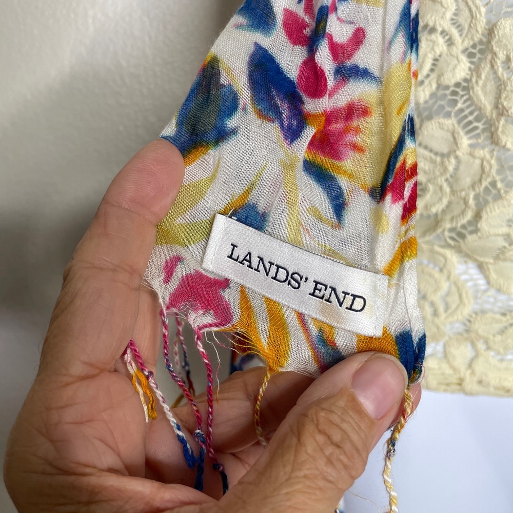 Lands' End Scarf Women OS White Multi Floral Lightweight Fringe Gauze Scarf - Picture 4 of 7